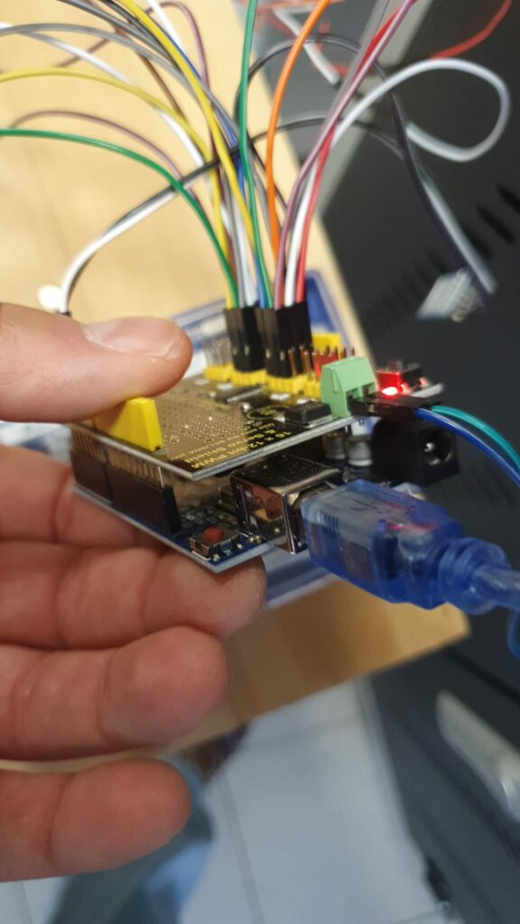 Progetto braccio robotico